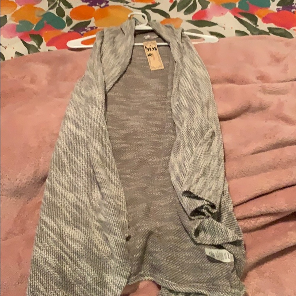 Vest - Picture 2 of 3